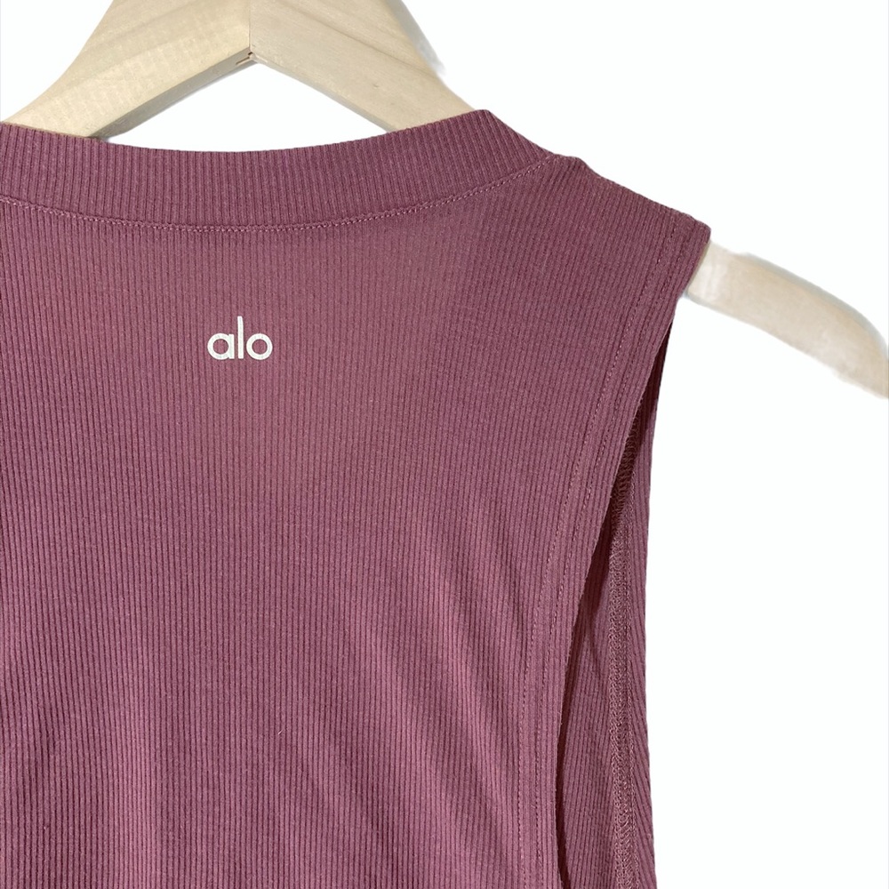 alo Tank Size Medium/Large